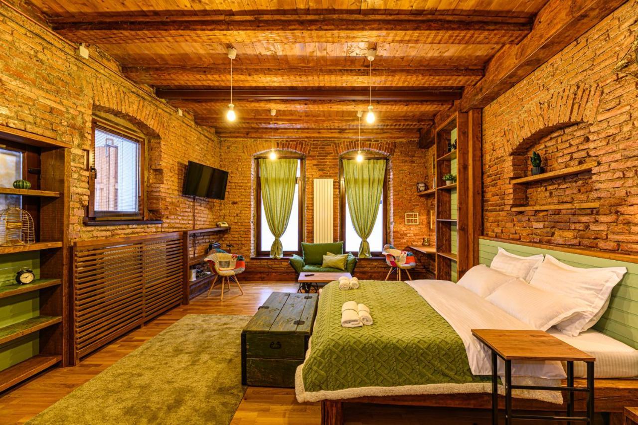 בראשוב Castelului Residence - Casa Monad מראה חיצוני תמונה
